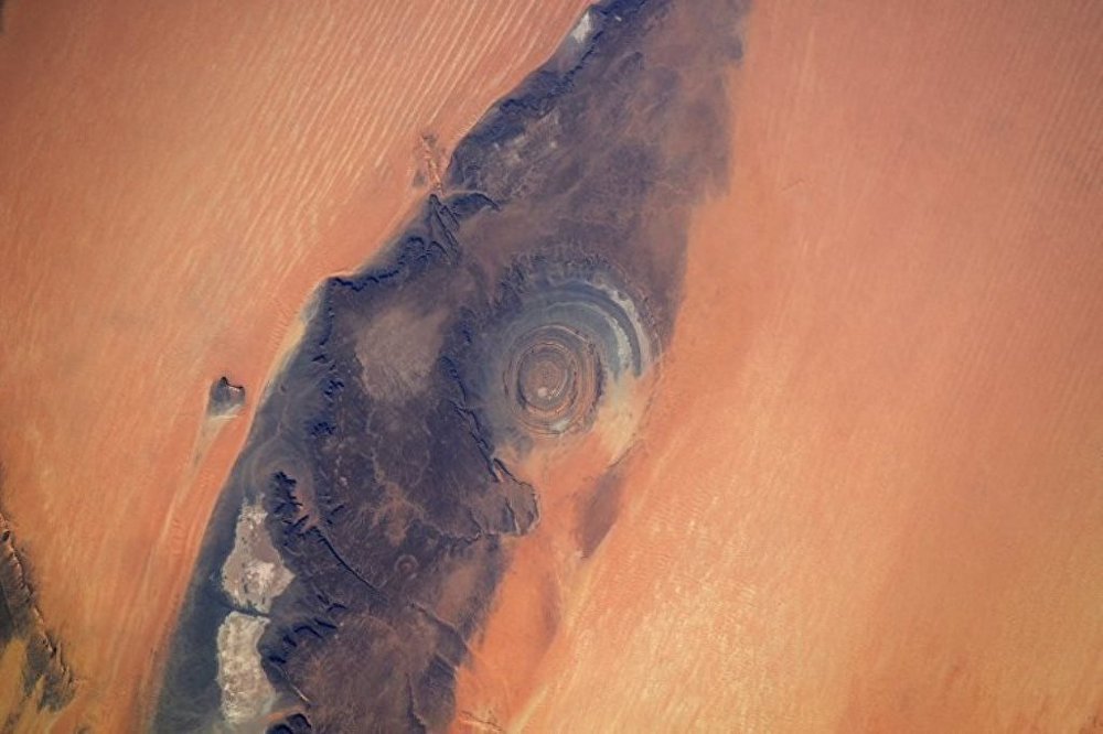 Ünlü Richat Strüktürü, nam-ı diğer Sahara'nın Gözü.
