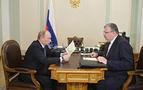 Putin'den ofiste yeni yıl kutlaması  yapan gümrükçelere fırça