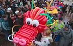 Çin Ejderha yılına girdi, St.Petersburg karnaval alanına döndü