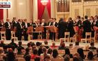 Erol Erdinç yönetimindeki orkestra Rusları büyüledi