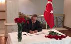 Atatürk Havalimanı saldırısı için Moskova Büyükelçiliği'nde taziye defteri açıldı