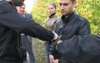 Türk vatandaşını öldüren katil zanlısına Rus polisi tatbikat yaptırdı