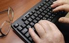 “Rus hackerlar bayan Obama’nın bilgilerini ele geçirdi”