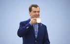 Medvedev’den İran’a saldırı uyarısı: Ortadoğu için yıkım olur
