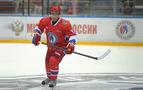 Putin hokey maçında 6 gol attı