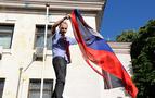 Ukrayna’da Rusya büyükelçiliğinde bayrak provokasyonu