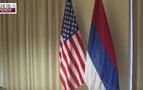Lavrov – Kerry görüşmesi öncesi ABD’li görevliler Rusya bayrağını yanlış astı