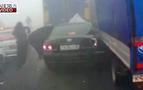 Rusya’da zincirleme kaza: 2 otobüs, 4 kamyon ve 6 otomobil birbirine girdi