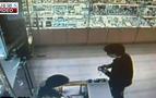 Rusya’da saatçide kapkaç kamerada