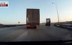 Rusya’da hareket halindeki TIR dorseden ayrıldı