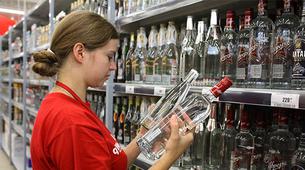 Rusya Sağlık Bakanlığı: En ucuz votka 300 ruble olmalı