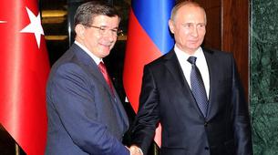 Putin, Davutoğlu ile görüştü