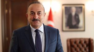 Çavuşoğlu gazetecilerle Rusça pratik yaptı