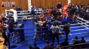 Dağıstan'da skandal boks maçı: Onlarca seyirci ringe girdi
