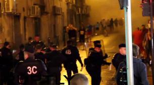 Rus ve İngiliz taraftarlar birbirine girdi - VİDEO