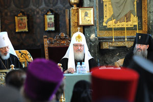 Rusya patriarkı Kirill: “Herkes ABD gibi tüketse, dünya kaynakları 40-50 yılda biter”