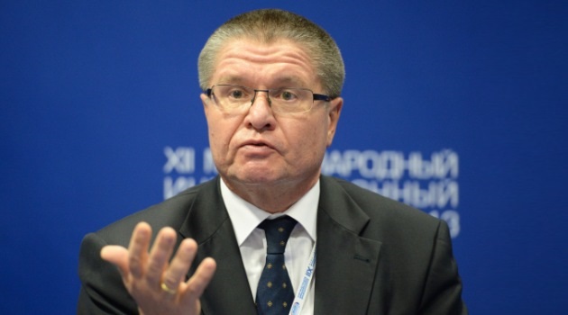 Rus bakan: Ekonomik büyüme riski enflasyondan daha acil