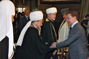 Rusya'da din eğitimi başlıyor