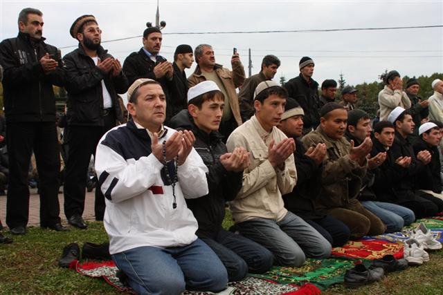 Moskova'da Bayram Namazı (2008)
