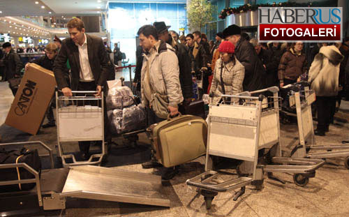 Moskova Domodedovo havalimanında terör saldırısı; 35 ölü 180 yaralı