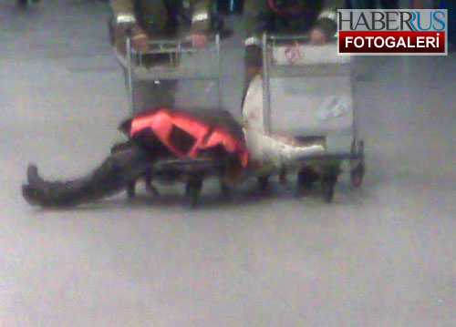 Moskova Domodedovo havalimanında terör saldırısı; 35 ölü 180 yaralı