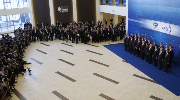 Rus lider: AB'de resesyon, uzak doğuda büyüme var