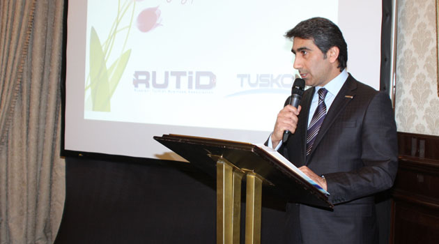 Esat Sarı
